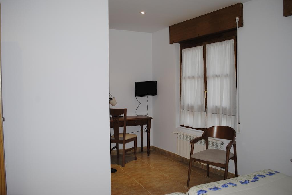 Hotel Rural La Corte De Los Pinares Vinuesa Quarto foto